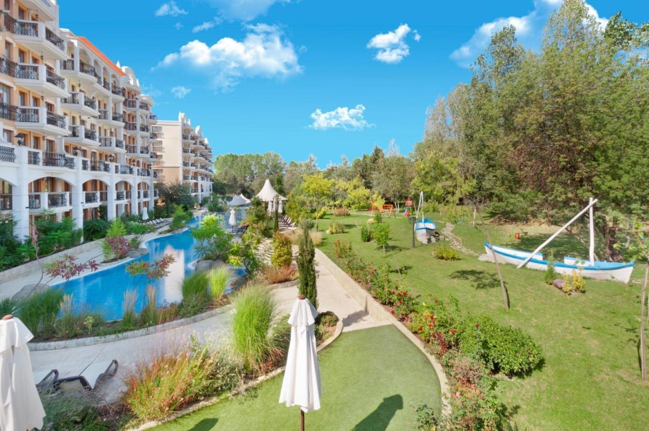 Harmony Suites Grand Resort Slântsjev Brjag Eksteriør bilde
