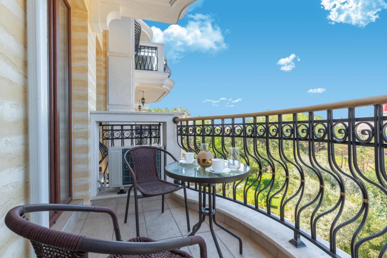 Harmony Suites Grand Resort Slântsjev Brjag Eksteriør bilde