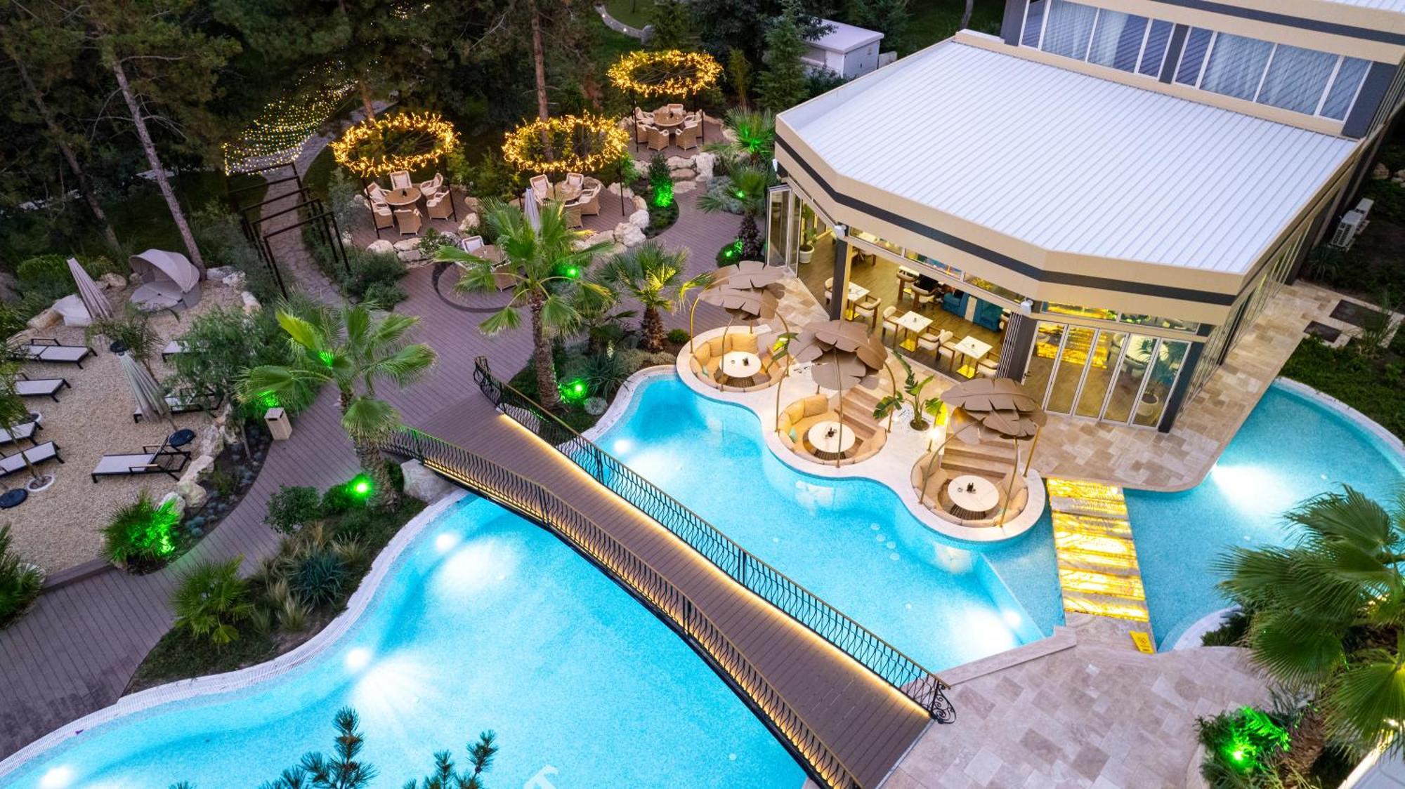 Harmony Suites Grand Resort Slântsjev Brjag Eksteriør bilde