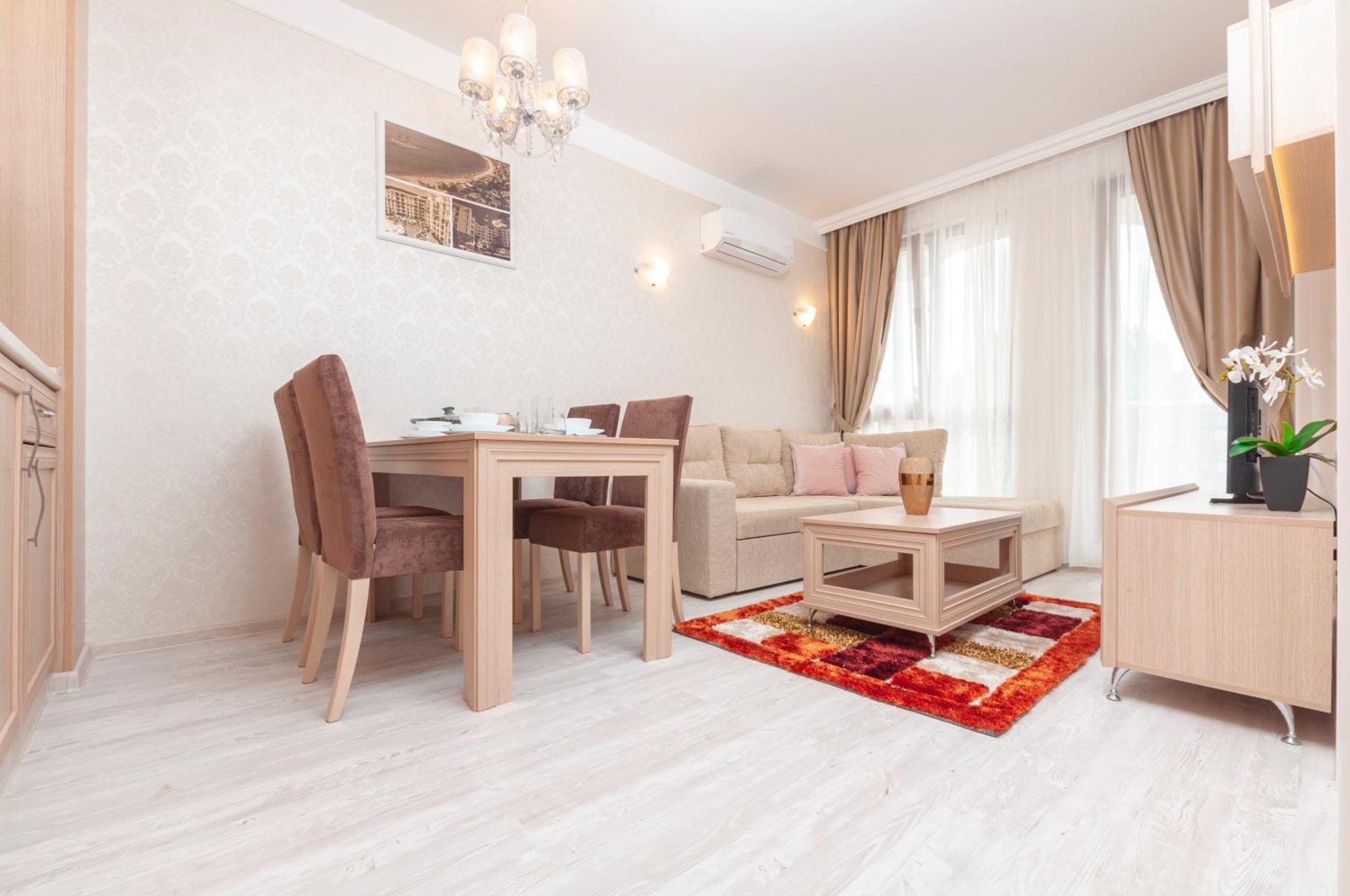 Harmony Suites Grand Resort Slântsjev Brjag Eksteriør bilde
