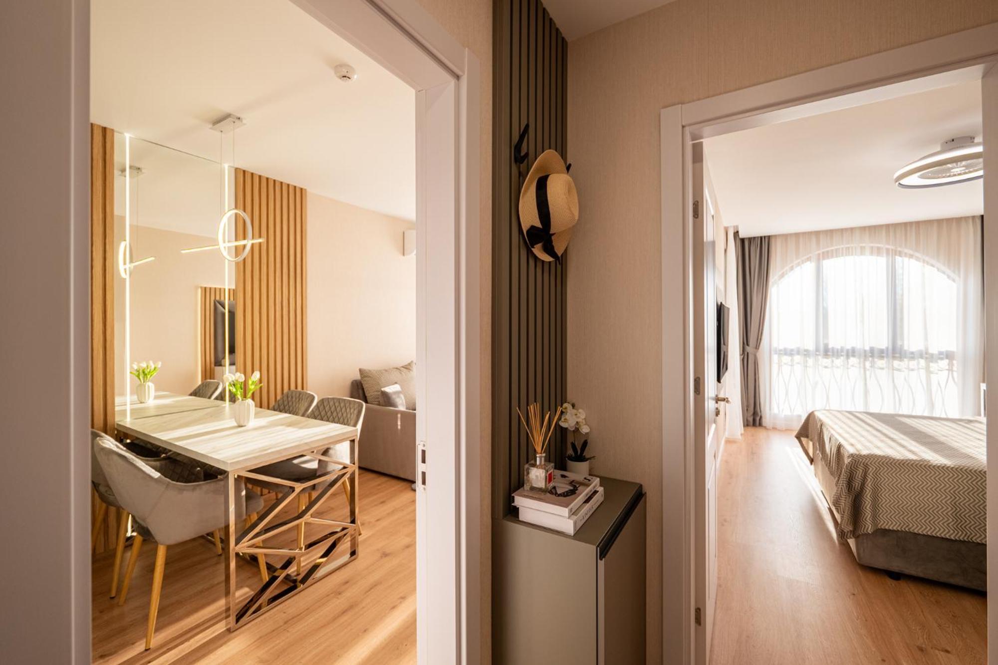 Harmony Suites Grand Resort Slântsjev Brjag Eksteriør bilde