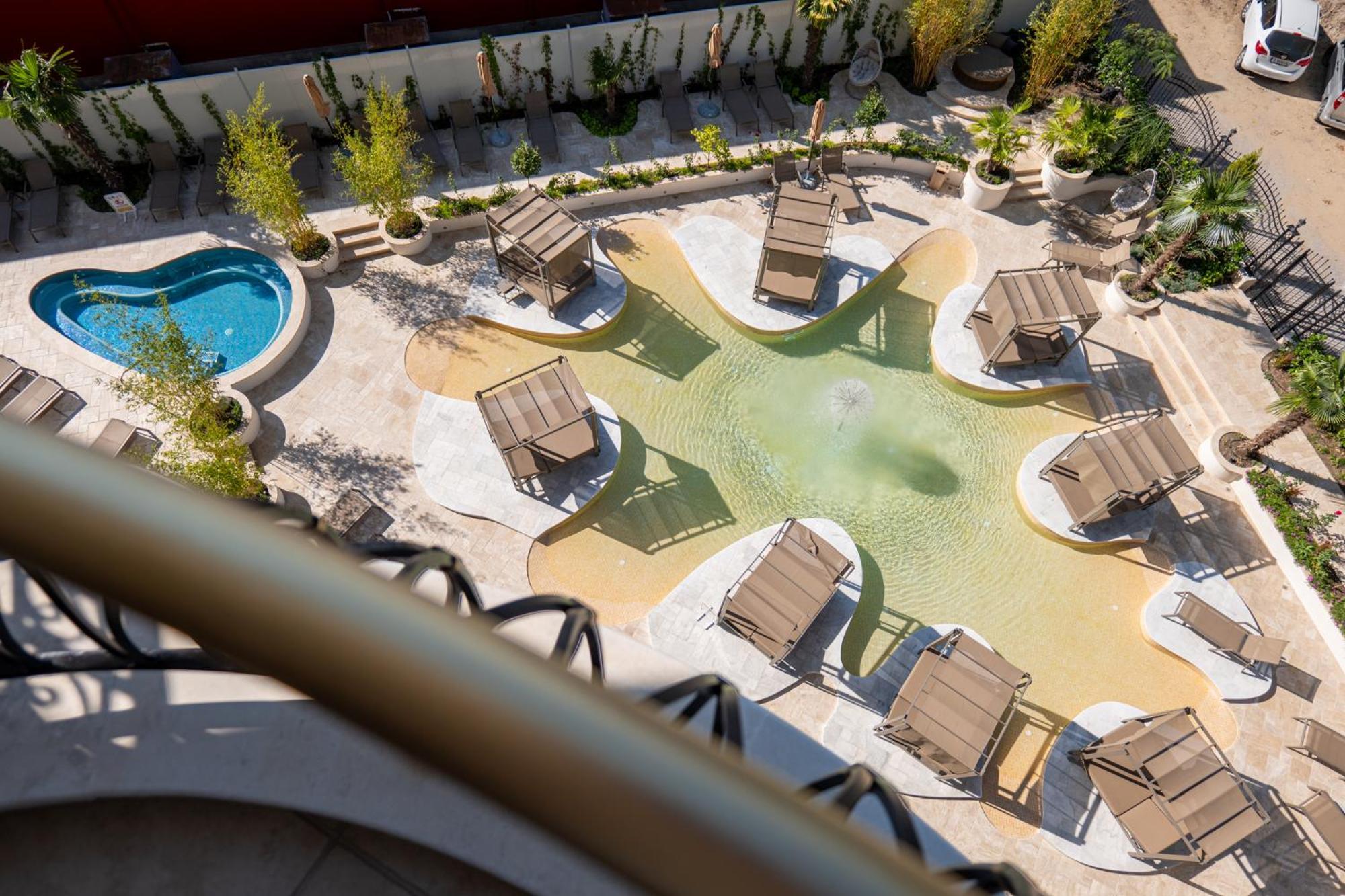 Harmony Suites Grand Resort Slântsjev Brjag Eksteriør bilde
