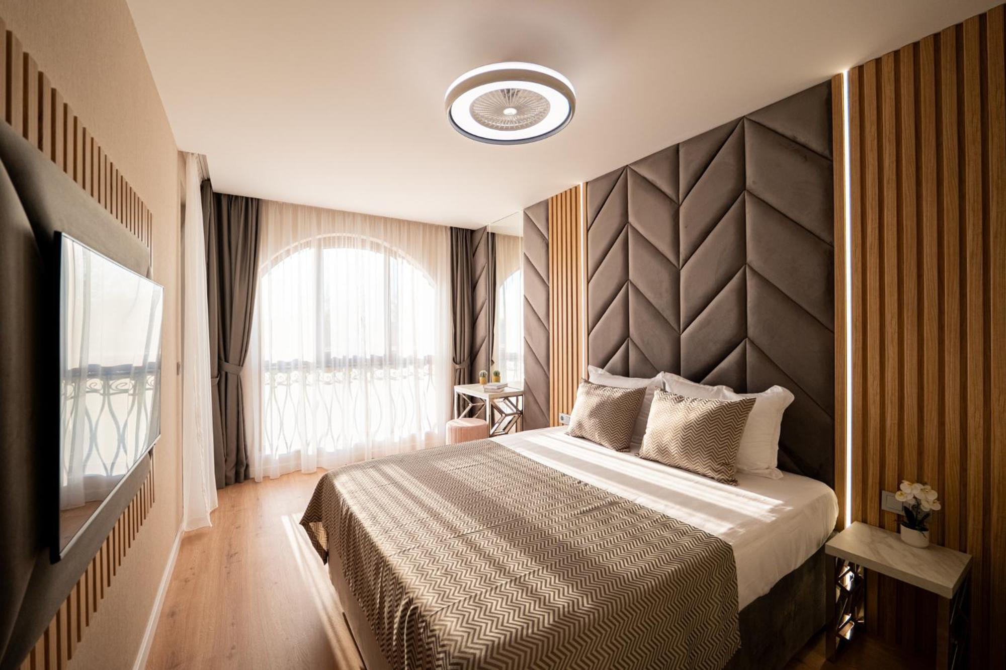 Harmony Suites Grand Resort Slântsjev Brjag Eksteriør bilde